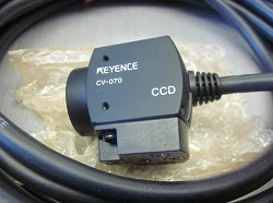 KEYENCE